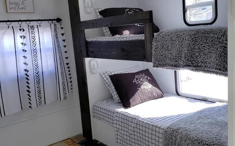 8 Incredible Travel Trailer Floorplans With Bunk Beds Rving Know How
