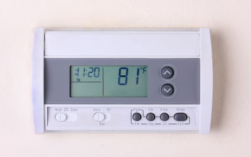 How To Reset An RV Comfort ZC Thermostat